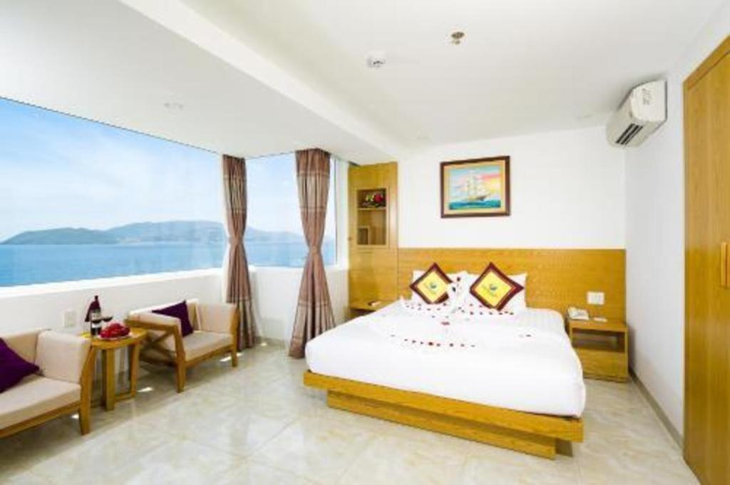 Hotel Majestic Star Nha Trang Exterior foto