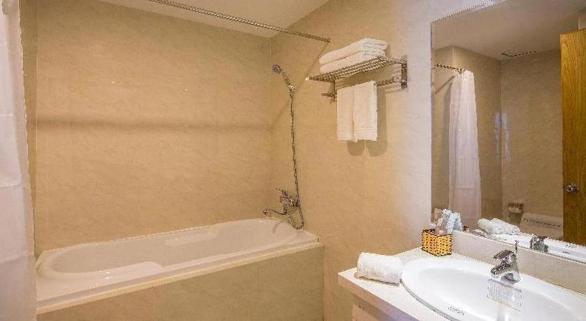 Hotel Majestic Star Nha Trang Exterior foto